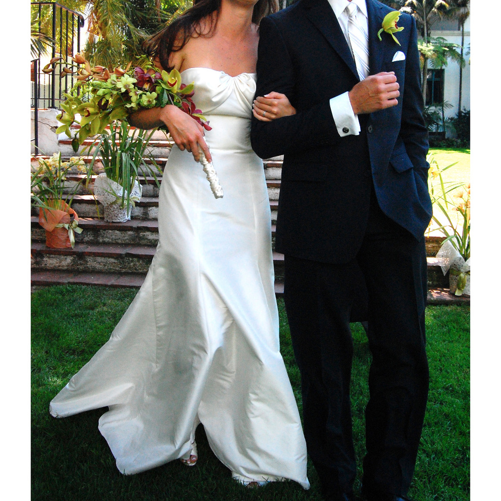 *Reem Acra* Back Bow dress size 4 *IMMACULATE*